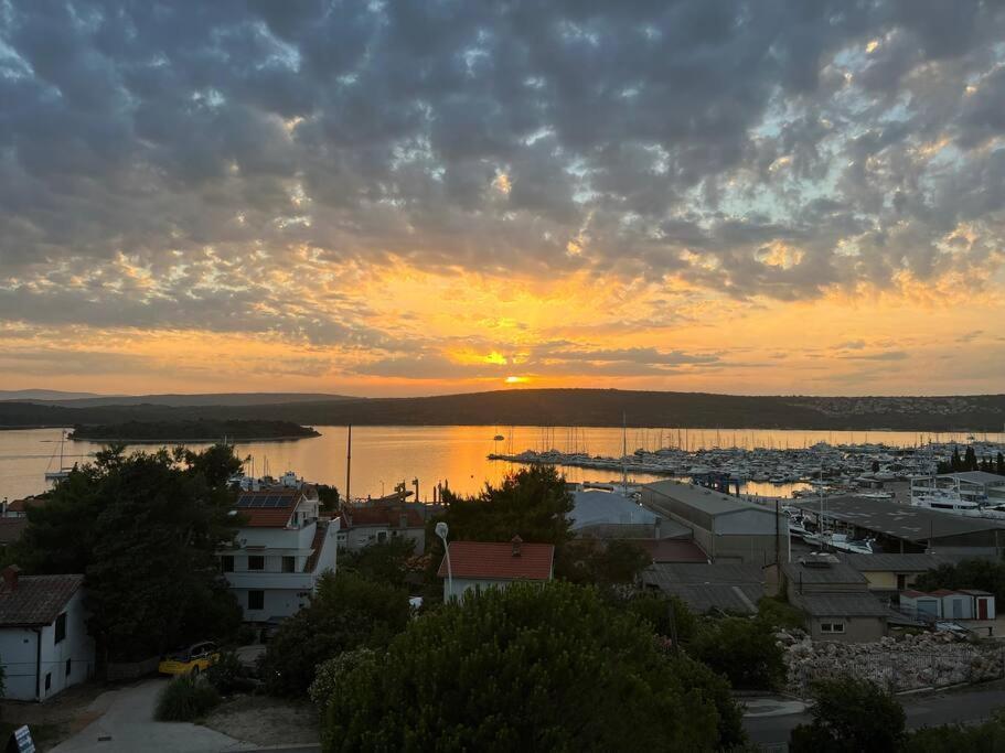 Panorama Penthouse Punat Exterior foto